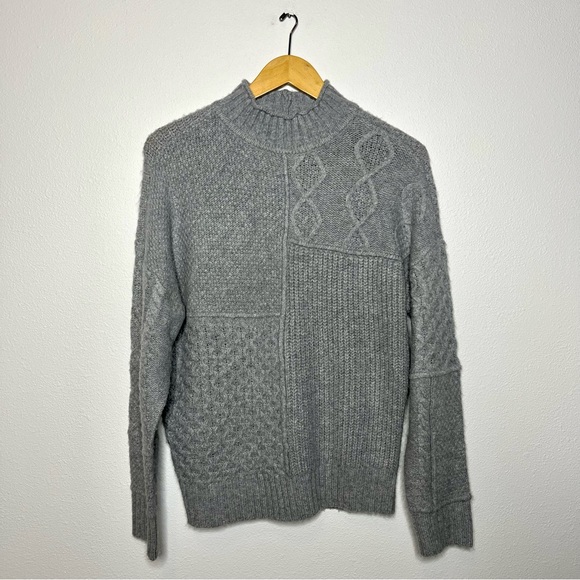 American Eagle Outfitters Sweaters - American Eagle Outfitters Grey Quilt Knit Mock Turtleneck Oversized Sweater XS